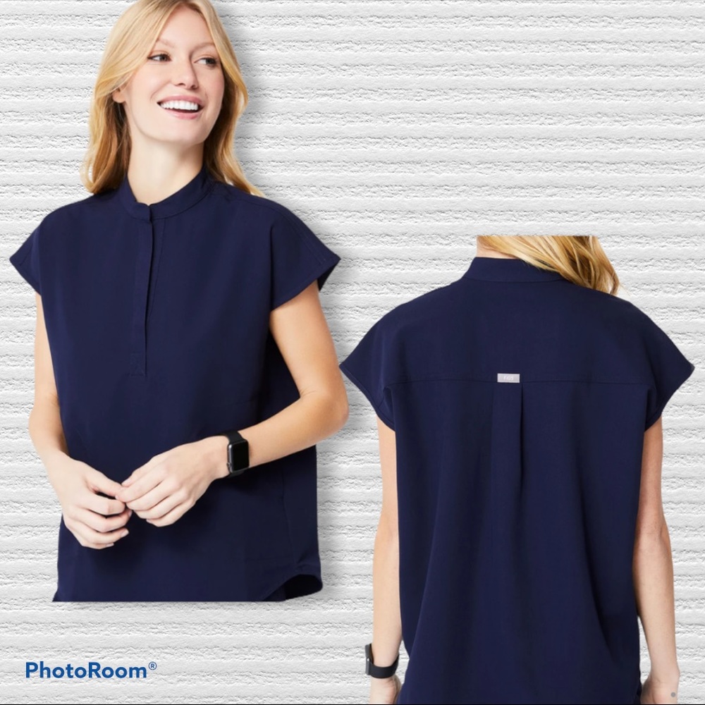 FIGS Navy Rafaela - Oversized Scrub Top - XS